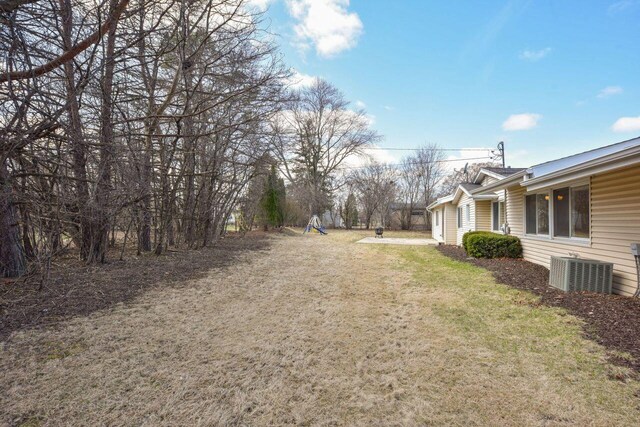 201 W Ellsworth Ln, Bayside, WI 53217