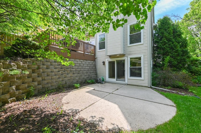 N66W13568 Crestwood Dr, Menomonee Falls, WI 53051 - rear view of property with a patio