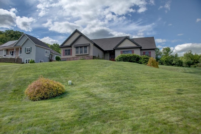 1835 Alpine Pl, Onalaska, WI 54650 - view of front of house featuring a front lawn