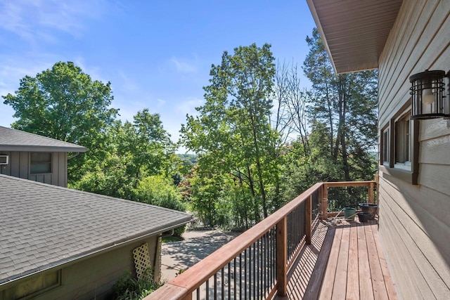 1104 Cavalier Dr, Waukesha, WI 53186 - view of deck