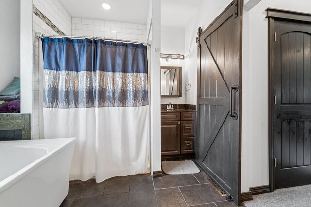 3815 Stone Wall Dr, De Pere, WI 54115 - full bath with a soaking tub, vanity, curtained shower, and recessed lighting