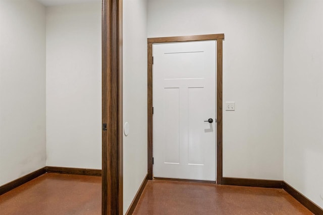7947 Victoria Ct, Hewitt, WI 54441 - hall featuring baseboards and finished concrete flooring