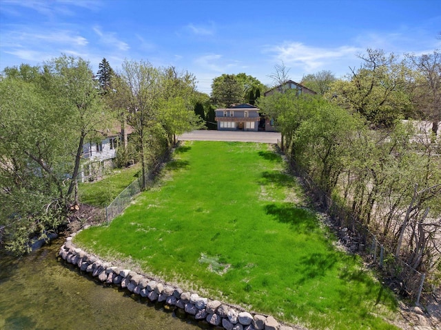 W278N2381 Prospect Ave, Pewaukee, WI 53072 - view of yard