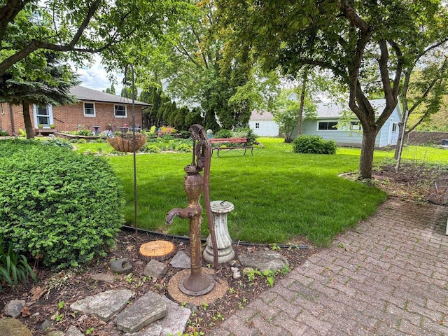 315 Lampert St, Oshkosh, WI 54901 - view of green lawn
