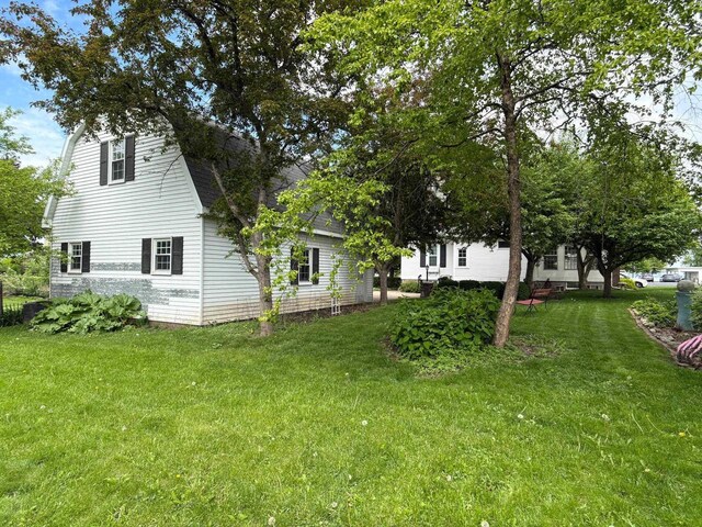 315 Lampert St, Oshkosh, WI 54901 - view of grassy yard