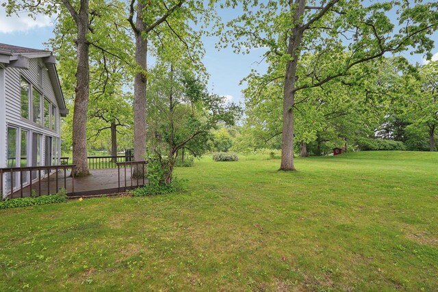 954 N Dousman Rd, Summit, WI 53066 - view of green lawn featuring a deck