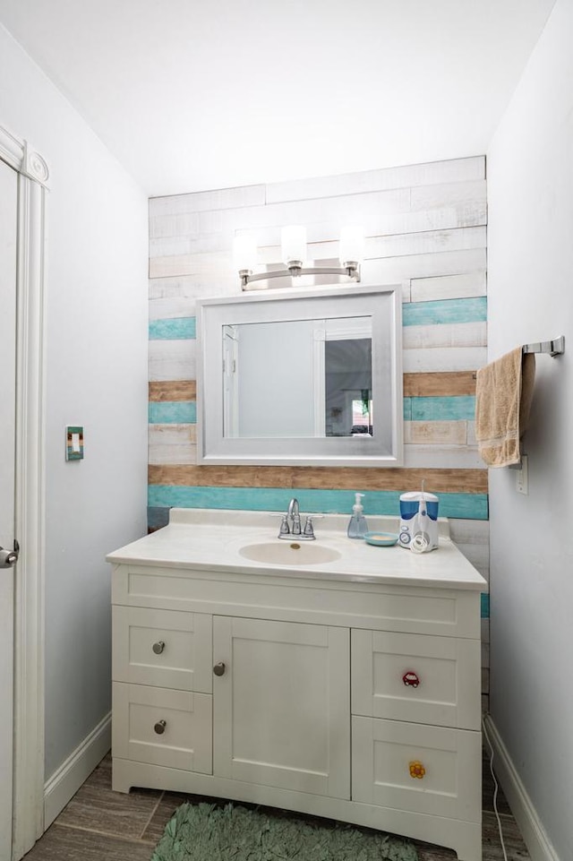 2921 Glendale Ave, La Crosse, WI 54601 - bathroom featuring vanity and baseboards