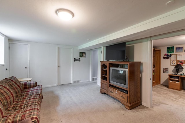 2921 Glendale Ave, La Crosse, WI 54601 - living room with light carpet and baseboards
