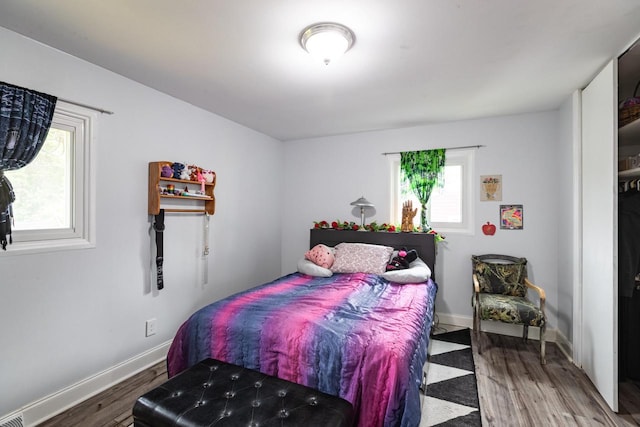 2921 Glendale Ave, La Crosse, WI 54601 - bedroom featuring wood finished floors and baseboards