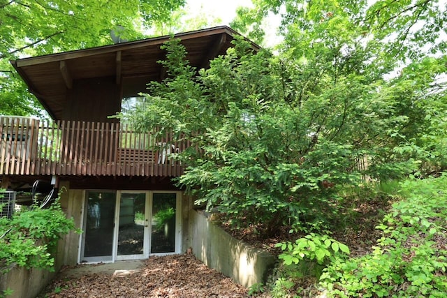 N2335 Main Rd, Lake Geneva, WI 53147 - rear view of property with a deck