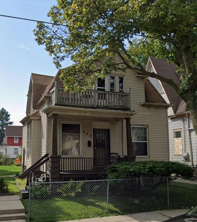 503 W Chambers St, Milwaukee, WI 53212 - view of front of property featuring a balcony and covered porch