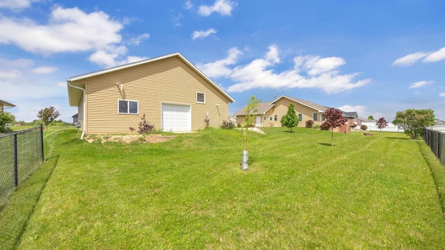 323 Autumn Ln, Campbellsport, WI 53010 - view of yard