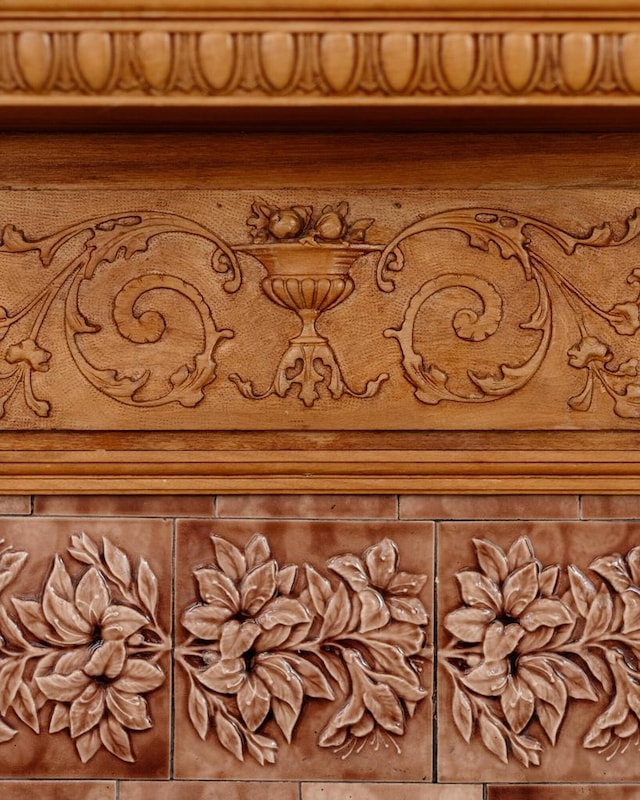 2710 N Hackett Ave, Milwaukee, WI 53211 - detailed view of a gate