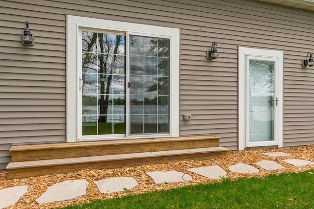 3155 W Lake Helen Dr, Rosholt, WI 54473 - view of doorway to property