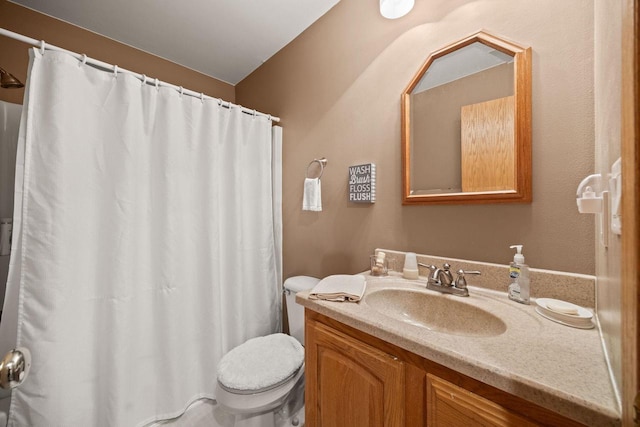 417 Raintree Dr, Fort Atkinson, WI 53538 - bathroom with vanity and a shower with curtain