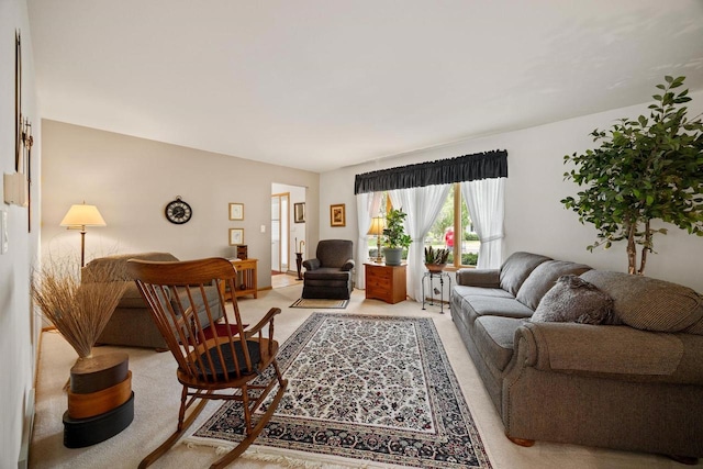 417 Raintree Dr, Fort Atkinson, WI 53538 - living area with light carpet