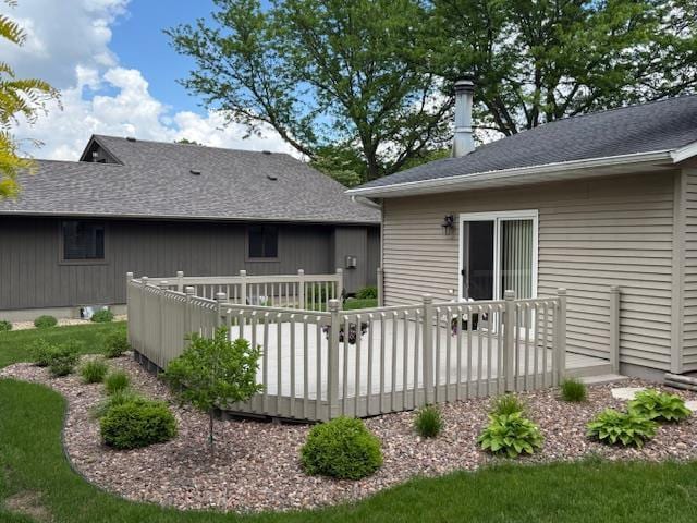 417 Raintree Dr, Fort Atkinson, WI 53538 - back of house with a deck