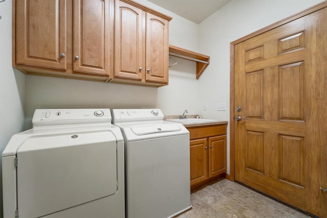 536 Coonen Dr, Combined Locks, WI 54113 - laundry room with washing machine and dryer and cabinet space