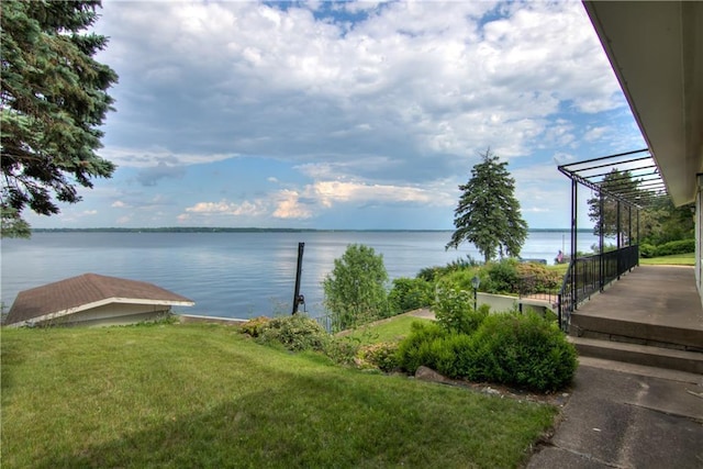 8303 163rd St, Chippewa Falls, WI 54729 - water view