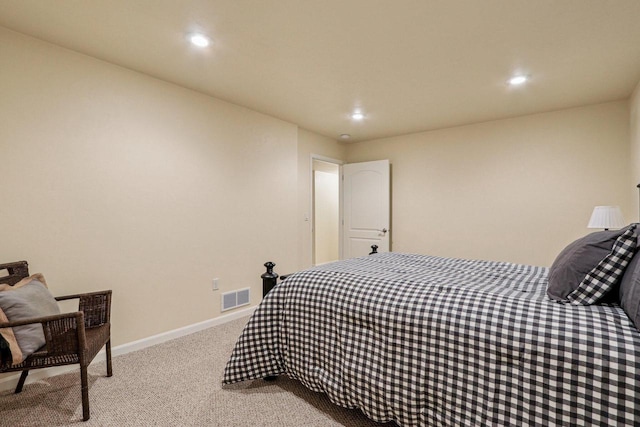 522 Otto Way, Elkhart Lake, WI 53020 - bedroom with carpet, recessed lighting, and baseboards