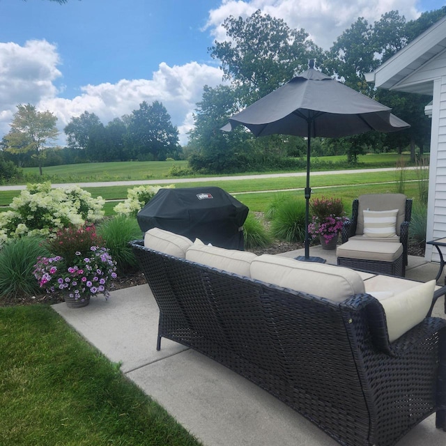 522 Otto Way, Elkhart Lake, WI 53020 - view of patio with an outdoor hangout area and area for grilling