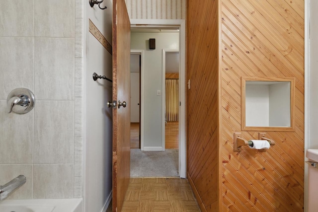 2507 S 94th St, West Allis, WI 53227 - bathroom featuring baseboards