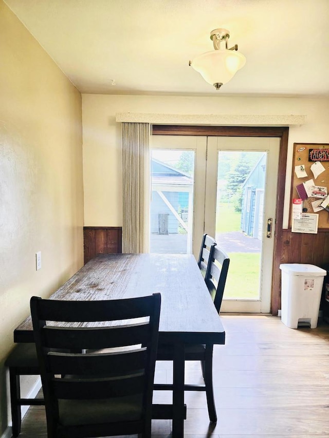 1413 E Marquette St, Appleton, WI 54911 - dining space featuring wood finished floors