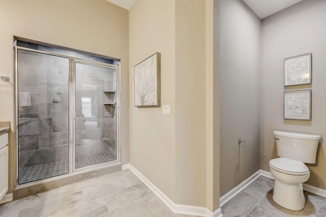 1320 Prairie Creek Cir Unit 2, Oconomowoc, WI 53066 - full bath featuring toilet and a shower stall