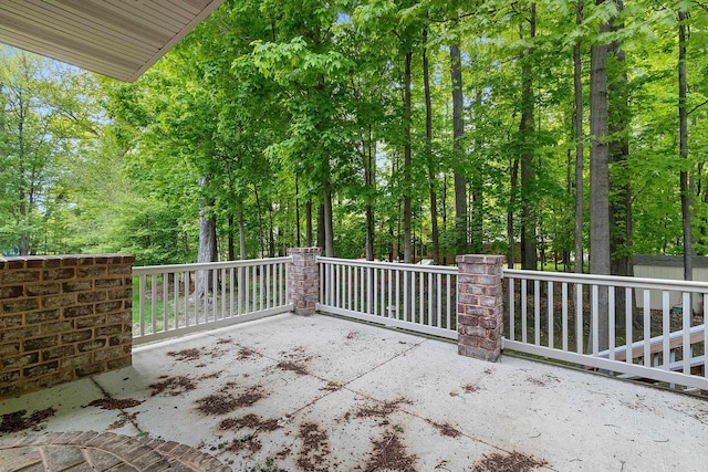 448 Harvest Rd, Green Bay, WI 54302 - gate featuring a patio
