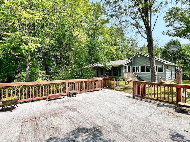 999 Mcgill Point Rd, Weyerhaeuser, WI 54895 - deck with a patio