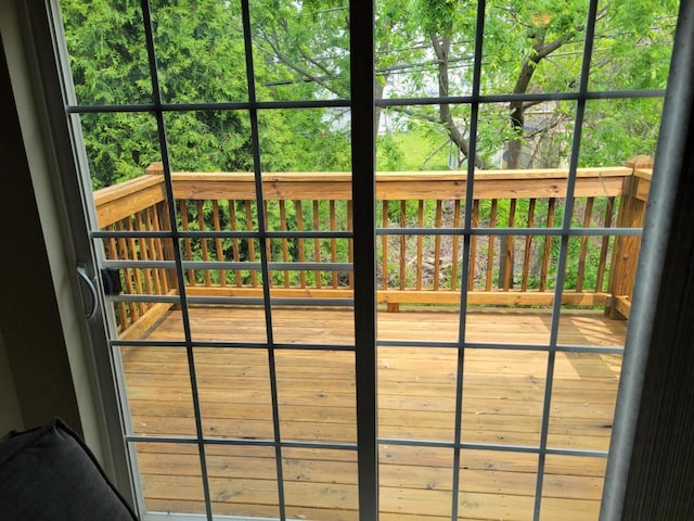 2832 E Somers Ct, Cudahy, WI 53110 - view of doorway to outside