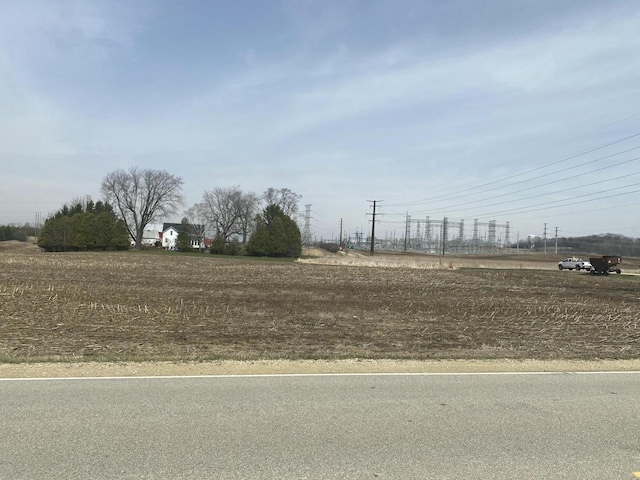 1906 Cedar Sauk Rd, Saukville, WI 53080