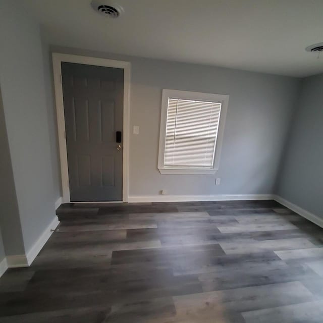 909 College Ave, Racine, WI 53403 - foyer with wood finished floors