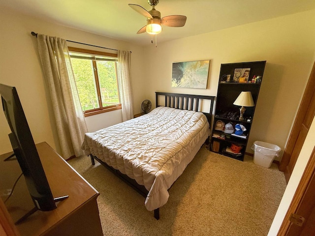 1053 Eastman Ln, Fond Du Lac, WI 54935 - carpeted bedroom featuring ceiling fan