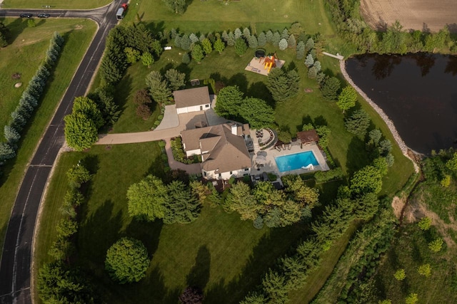 5015 Joshua Dr, West Bend, WI 53090 - aerial view of property's location featuring a pool area