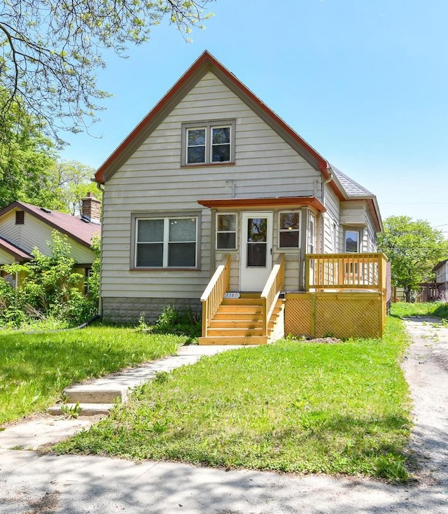 3380 N 39th St, Milwaukee, WI 53216 - view of bungalow-style home