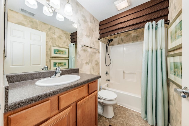 N17W26535 Meadowgrass Cir Unit G, Pewaukee, WI 53072 - full bathroom with toilet, shower / bathtub combination with curtain, vanity, and tile patterned flooring