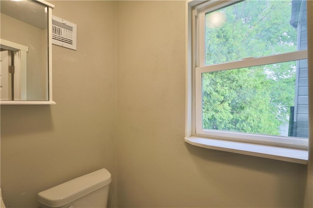 1226 Bellevue Ave, Eau Claire, WI 54703 - bathroom featuring toilet
