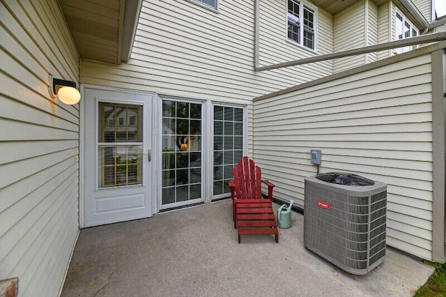 2425 Fox River Pkwy Unit H, Waukesha, WI 53189 - view of patio / terrace with cooling unit