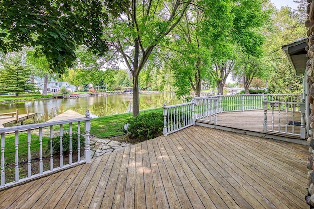28 W Lake Rd, Menasha, WI 54952 - deck with a water view and a yard