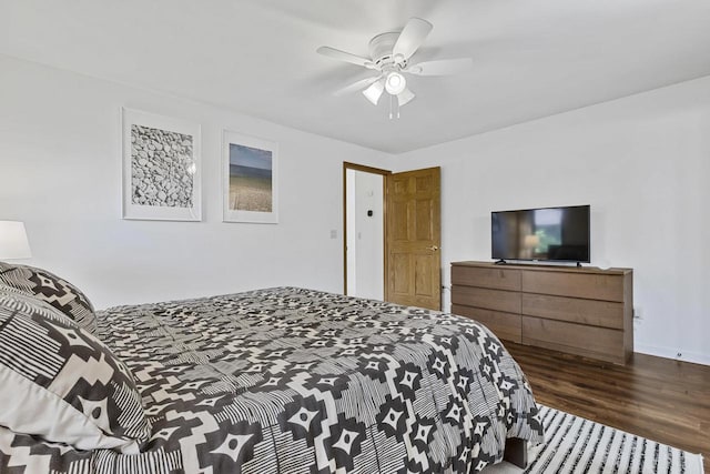 1323 Bradford Ct, Neenah, WI 54956 - bedroom with wood finished floors and a ceiling fan