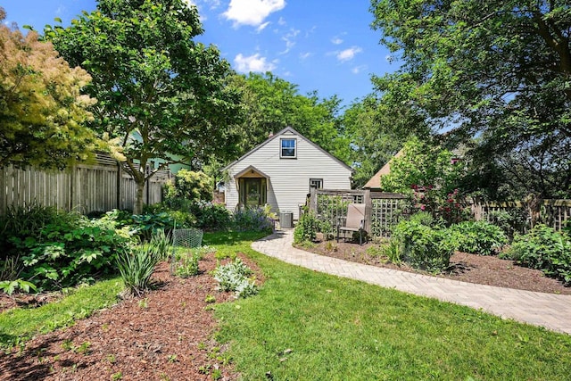 129 Division St, Madison, WI 53704 - view of yard