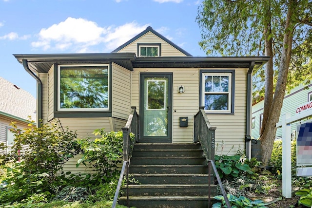 129 Division St, Madison, WI 53704 - view of front facade