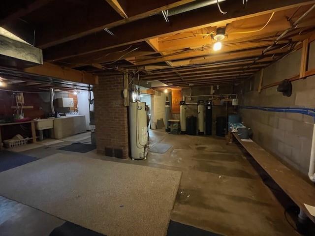 11176 W Plover Ln, Hayward, WI 54843 - unfinished basement featuring water heater