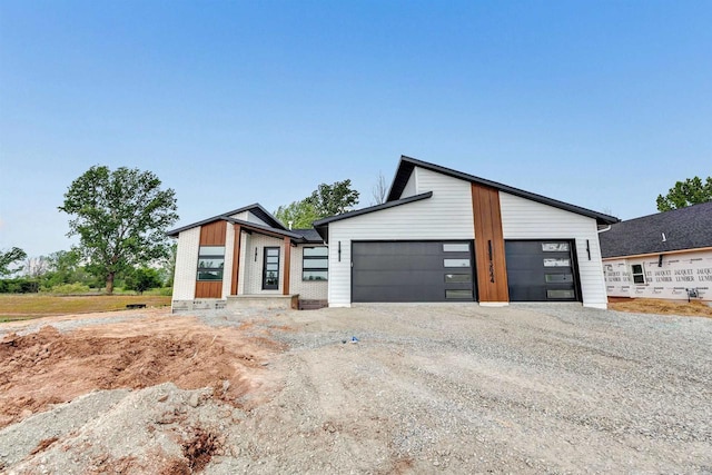 3644 W Hank Ave, De Pere, WI 54115 - view of garage