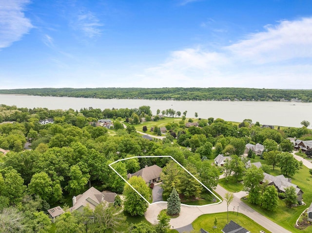 1261 Deer Ct, Lake Geneva, WI 53147 - view of property location with property boundaries highlighted and a nearby body of water