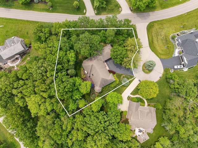 1261 Deer Ct, Lake Geneva, WI 53147 - aerial overview of property's location with property parcel outlined