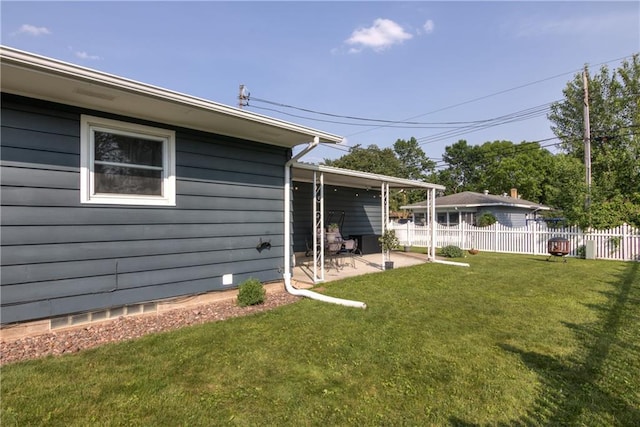2706 Nimitz St, Eau Claire, WI 54701 - view of yard featuring a patio area