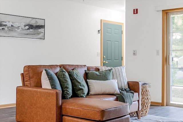1972 Parknoll Ln, Port Washington, WI 53074 - sitting room featuring wood finished floors and baseboards