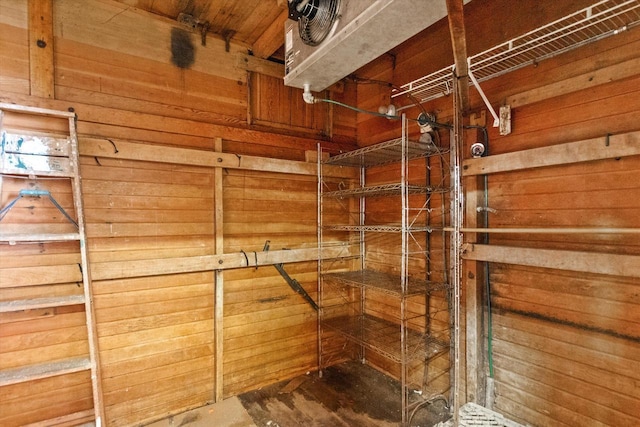 3700 E Hammond Ave, Cudahy, WI 53110 - view of walk in closet